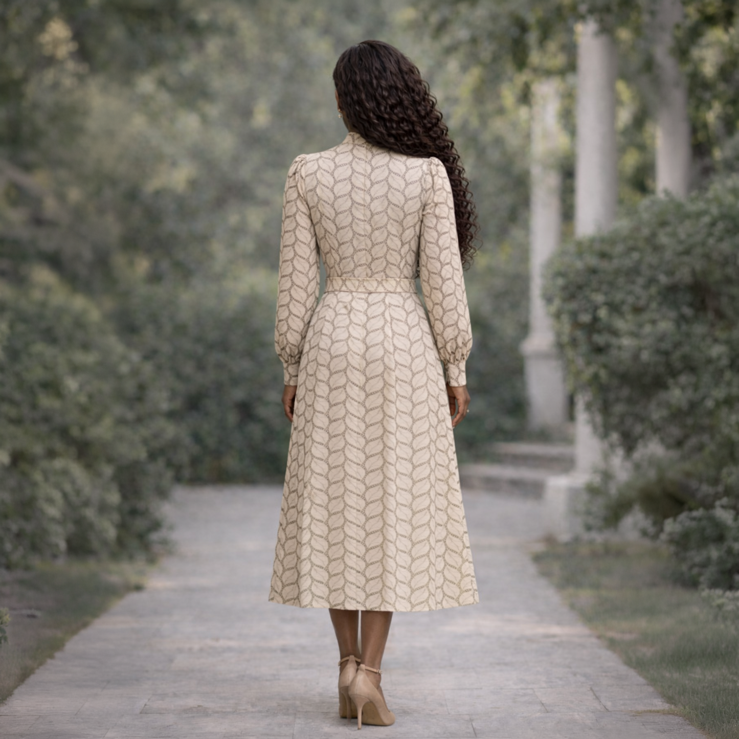 Vestido Midi Estruturado Heloísa Crepe