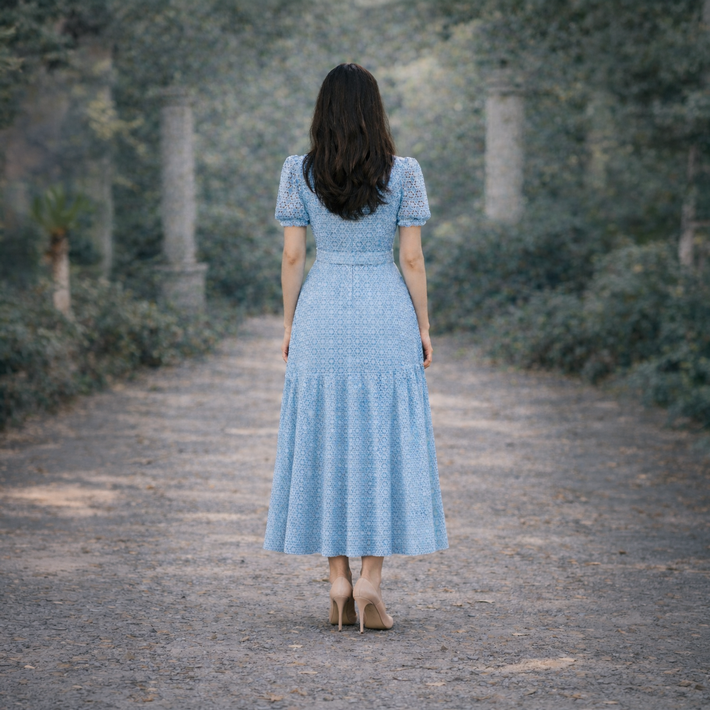 Vestido Midi Estruturado Sofia Guipir