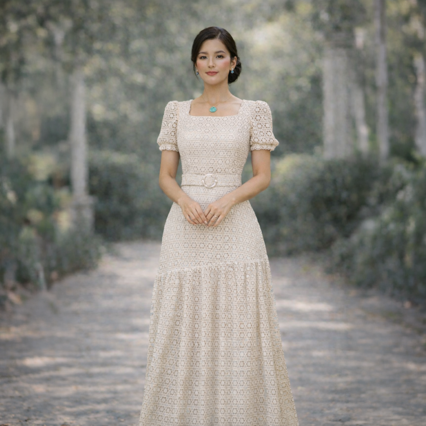 Vestido Midi Estruturado Sofia Guipir